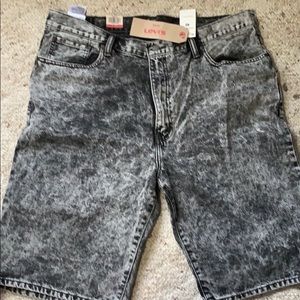 Levi’s 569 shorts